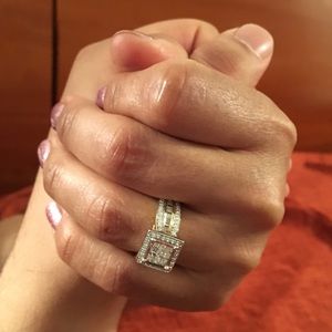 Meet your Posher, Cynthia